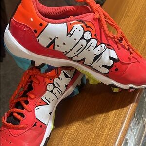 Nike Kids Red Multicolored Rubber Baseball Cleats Y5.5